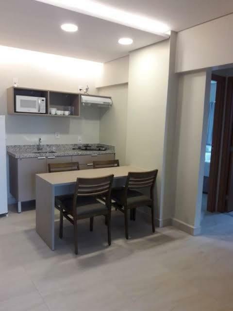 Salinas Park Apartment *